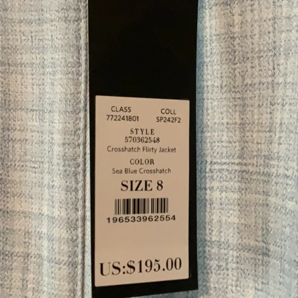 White House Black Market Light Gray Blazer - Picture 3 of 11